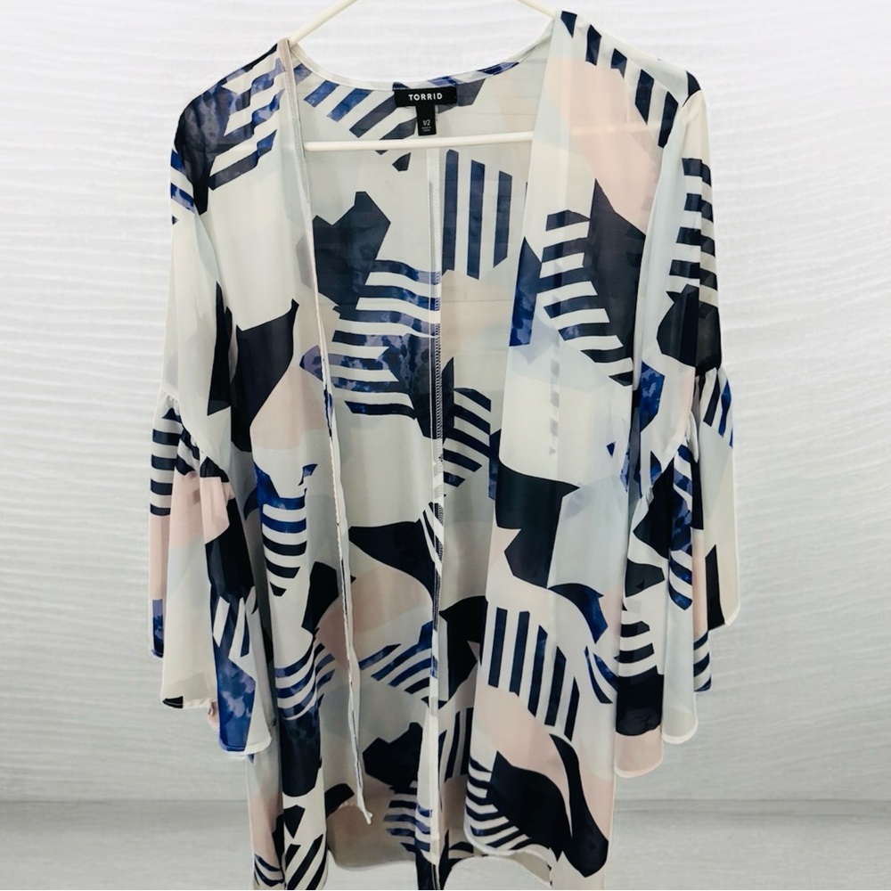 Torrid Multicolor Geometric Kimono Top